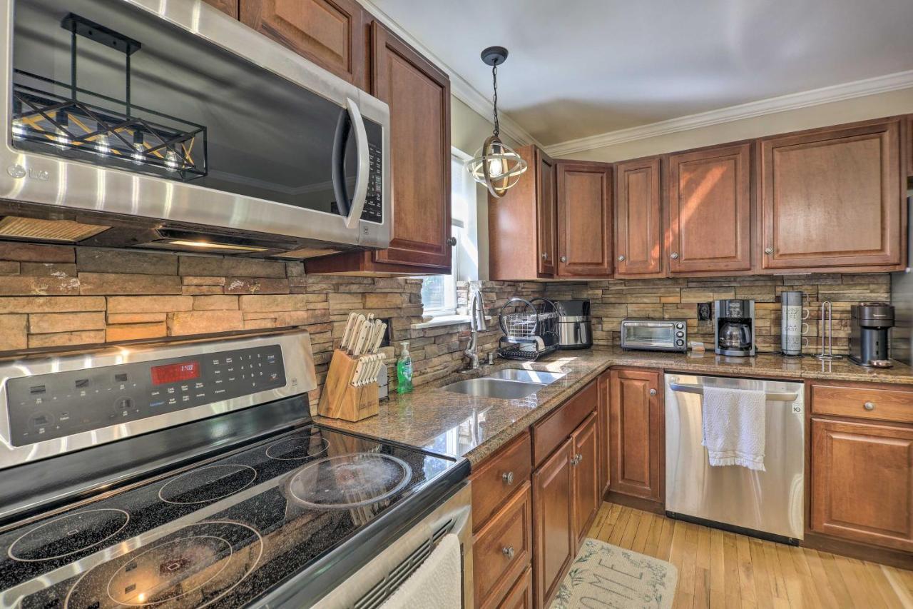 Holiday home Sunny Poconos With Hot Tub And Fire Pit Albrightsville